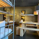호스텔 Singer109 Hostel, &