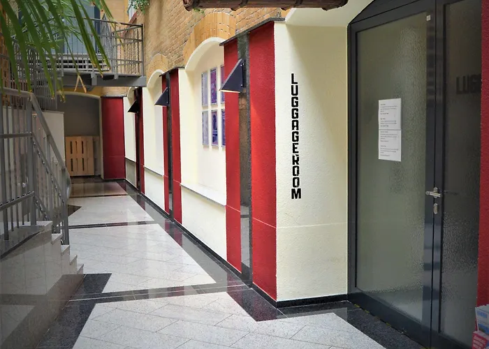 Singer109 Hostel, & Hostel *