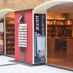 Singer109 Hostel, & بيت شباب