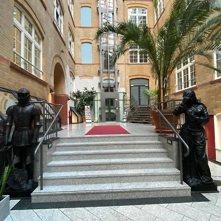 Singer109 Hostel, & Hostel *
