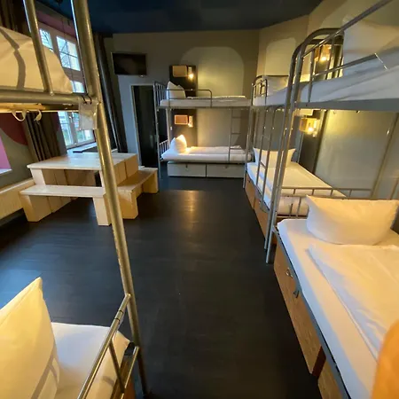 Vandrarhem Singer109 Hostel, &