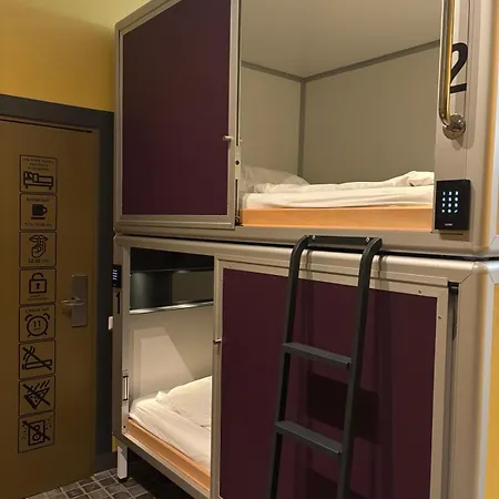 Hostel Singer109 Hotel&apartment