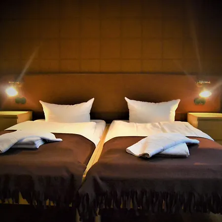 Singer109 Hostel, & 호스텔