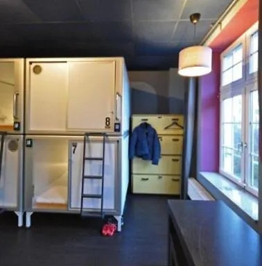 ホステル Singer109 Hostel, &