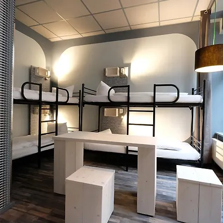Singer109 Hostel, & Hostel *