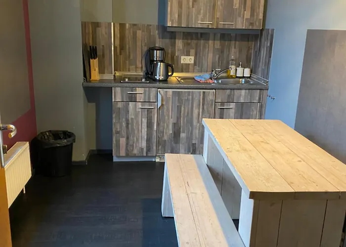 Singer109 Hostel, & Хостел