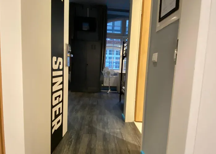 Хостел Singer109 Hostel, &