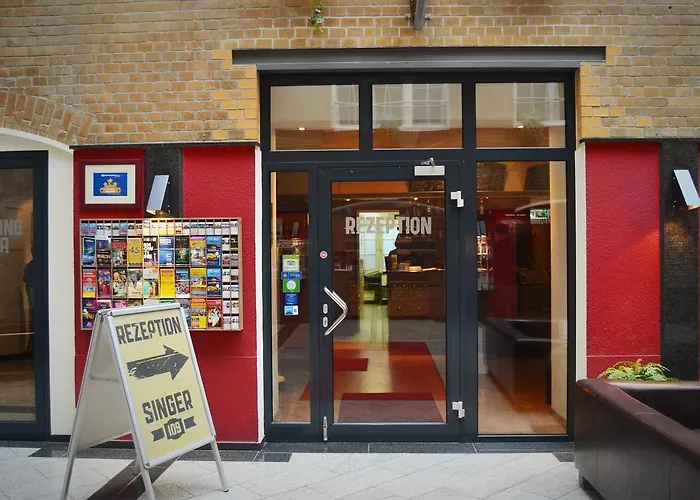 Singer109 Hostel, & Берлин