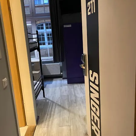 Singer109 Hostel, & * Berlin