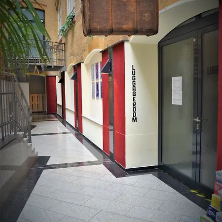 Singer109 Hostel, & Vandrarhem *