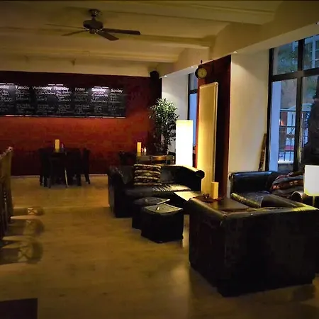 Vandrarhem Singer109 Hostel, & *