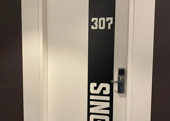 Singer109 Hostel, & 베를린